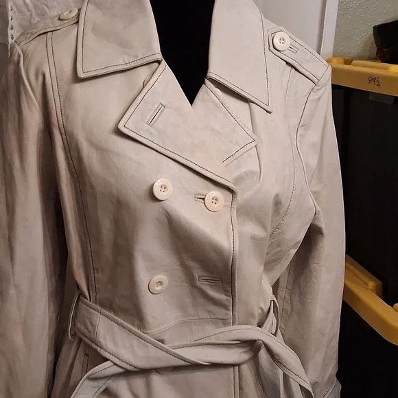 Wilson's Women's Cream Leather Jacket Size Large - Picture 2 of 11